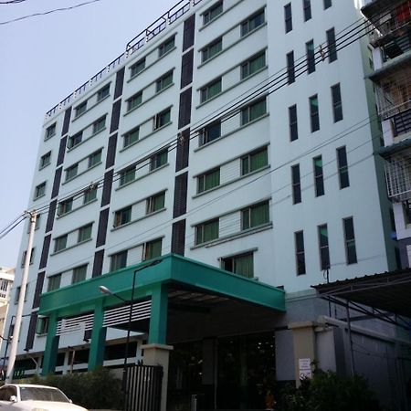 실버 그린 호텔 양곤 외부 사진